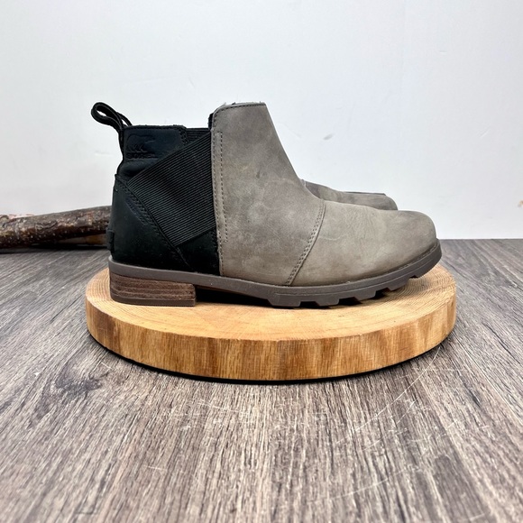 *Sorel | Emelie Leather Chelsea Boots in Taupe Size 7.5 - Picture 9 of 16